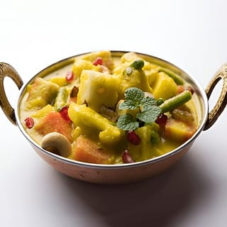 13d. Navratan Korma(nk)