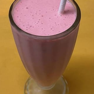 Strawberry Lassi(sl)